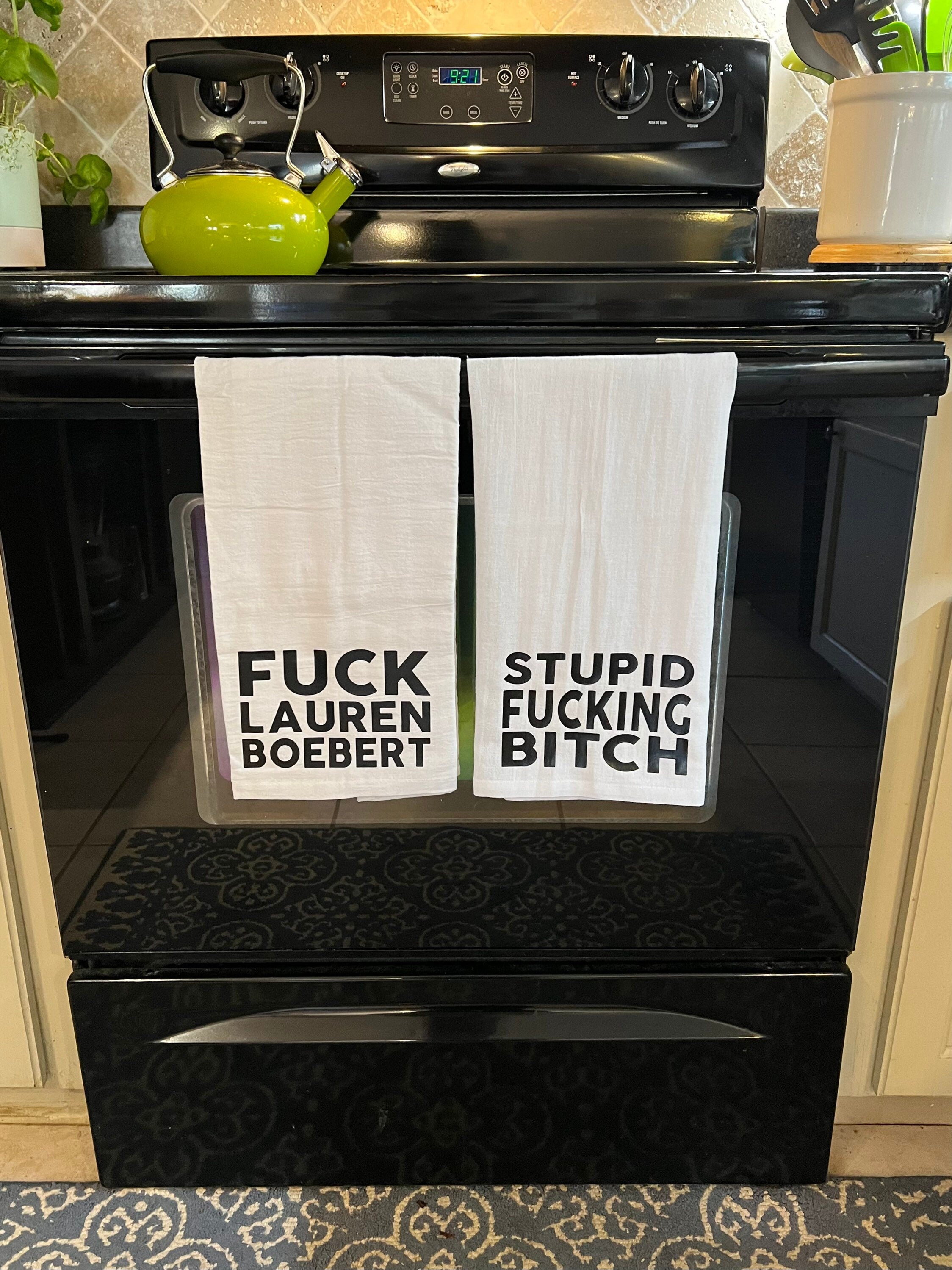 Lauren Boebert Stupid Fucking Bitch Tea Towel Set – Time Capsule Design